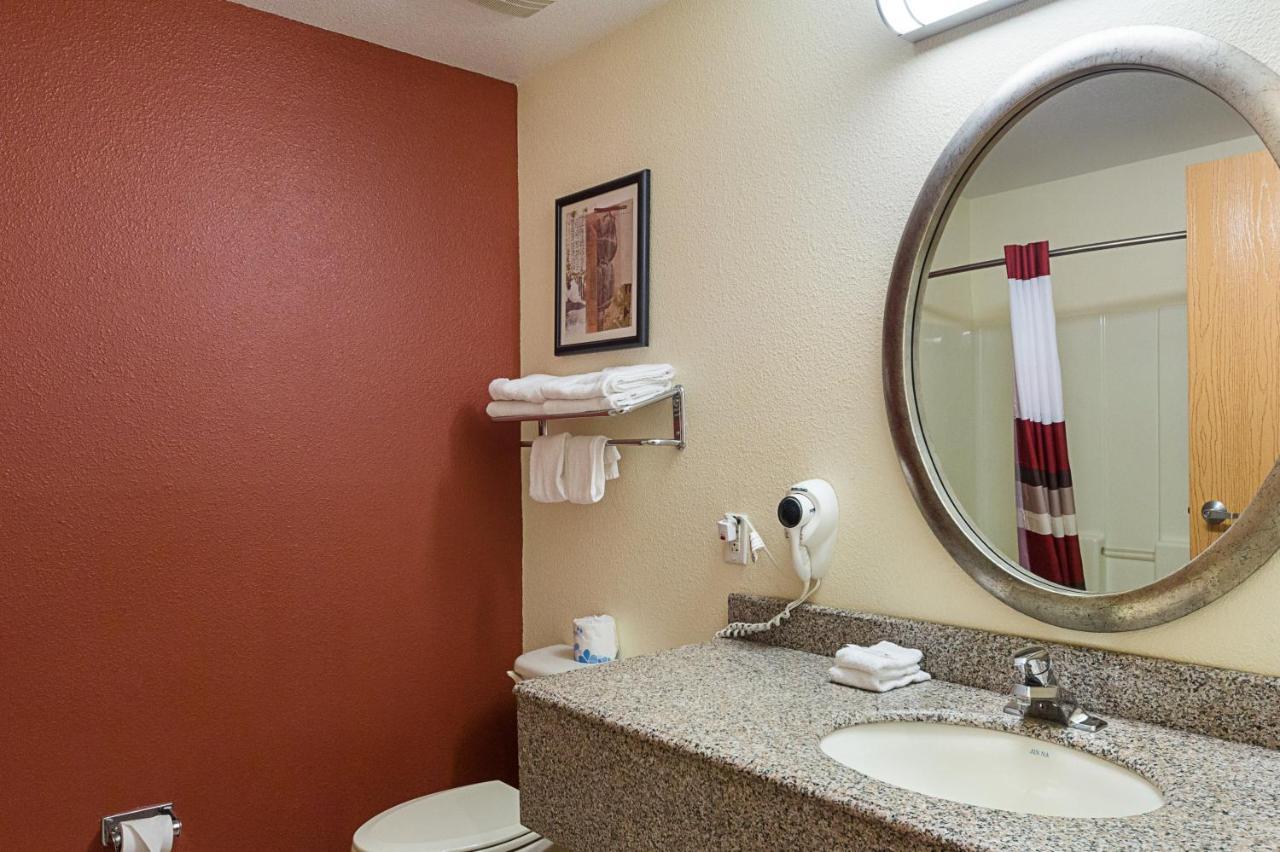 מלון Super 8 By Wyndham New Braunfels I-35 מראה חיצוני תמונה