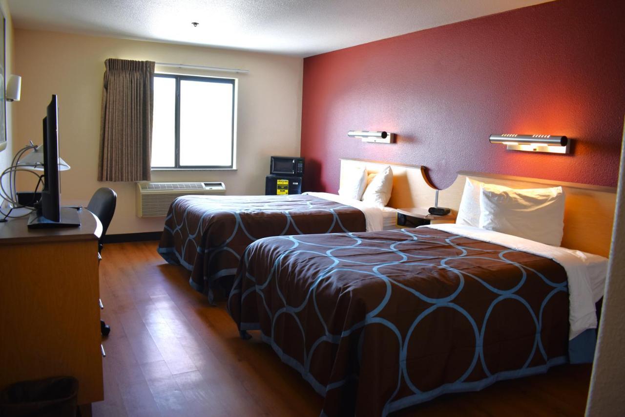 מלון Super 8 By Wyndham New Braunfels I-35 מראה חיצוני תמונה