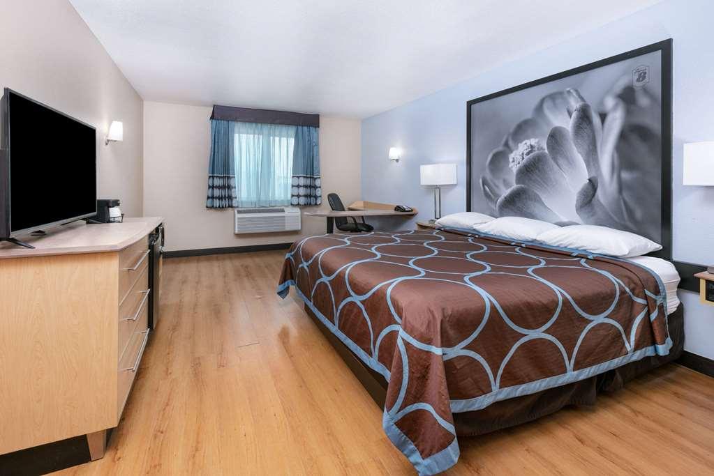 מלון Super 8 By Wyndham New Braunfels I-35 חדר תמונה