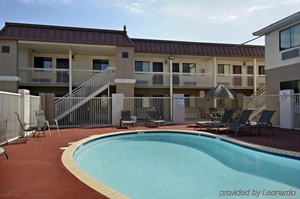 מלון Super 8 By Wyndham New Braunfels I-35 מראה חיצוני תמונה